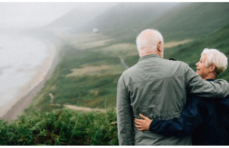 Le CBD, un produit particulièrement utile pour les seniors 