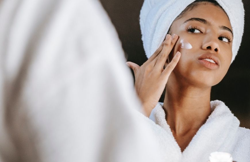 Pourquoi le CBD serait-il utile en cosmétique