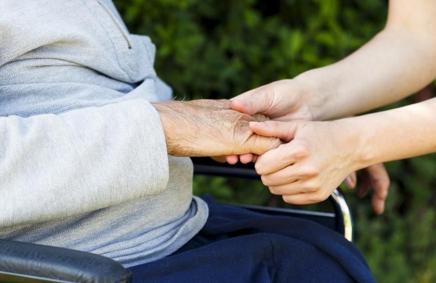 Maladie d’Alzheimer : le CBD peut-il aider ?